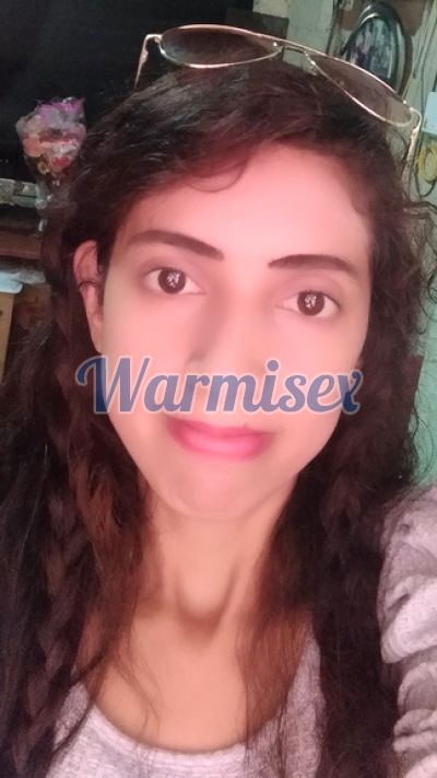 Lucy, Mujer que hace videollamadas y sexting