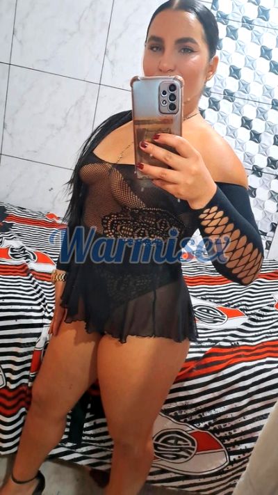 Sharlow, Puta en Tena