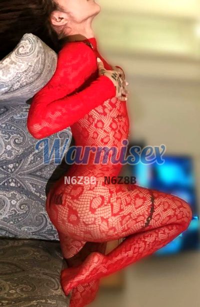 Alba 0984751156, puta en Quito