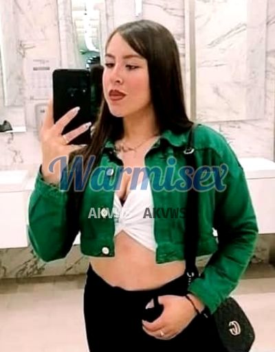 Yuliana, Puta en Tulcán