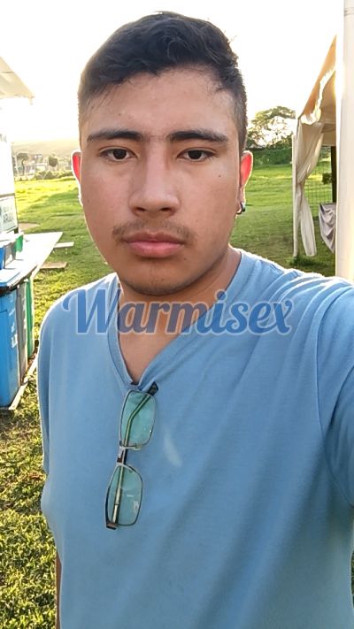 Alex 0985651225, Hombre en Quito Norte