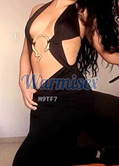 Mariposa negra 0995104732, puta en Quito