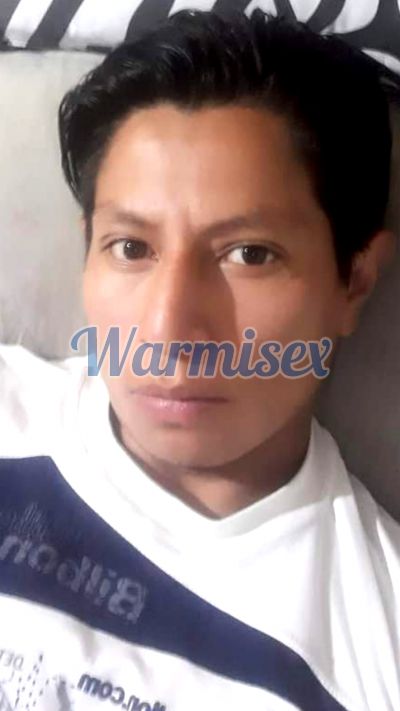 Alfredo, hombre que da masajes eróticos en Ambato