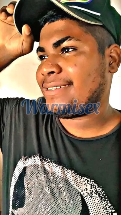Jonh jairo 0989384739, hombre en Santo Domingo