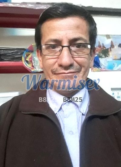 Patricio, hombre que da masajes eróticos en Ibarra
