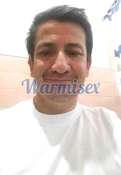 Patricio, hombre que da masajes eróticos en Ibarra