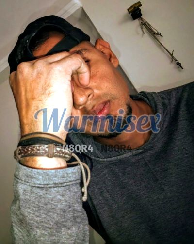 Avila, hombre que da masajes eróticos en Centenario (Guayaquil)
