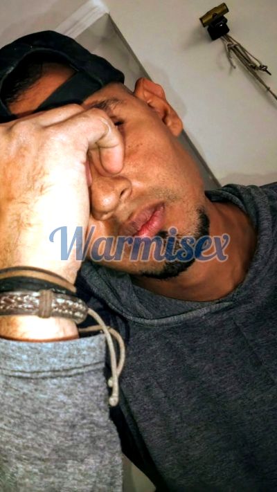 Avila, hombre que da masajes eróticos en Centenario (Guayaquil)