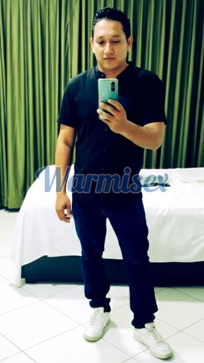 Jhony 0959969545, hombre en Santo Domingo