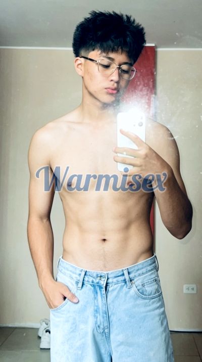 Andrés 0992197906, hombre en Quito