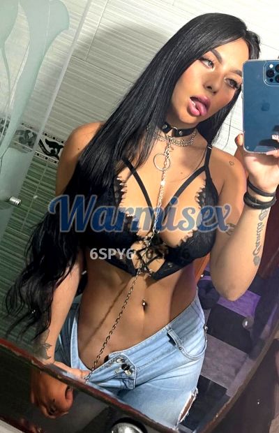 Laura 0998578668, puta en Quito
