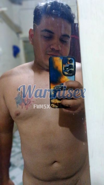 Alejandro 0967240272, hombre que hace videollamadas y sexting