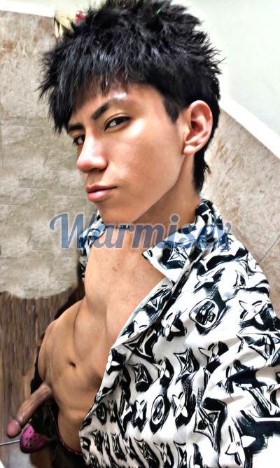Alex 0990486225, hombre en Quito